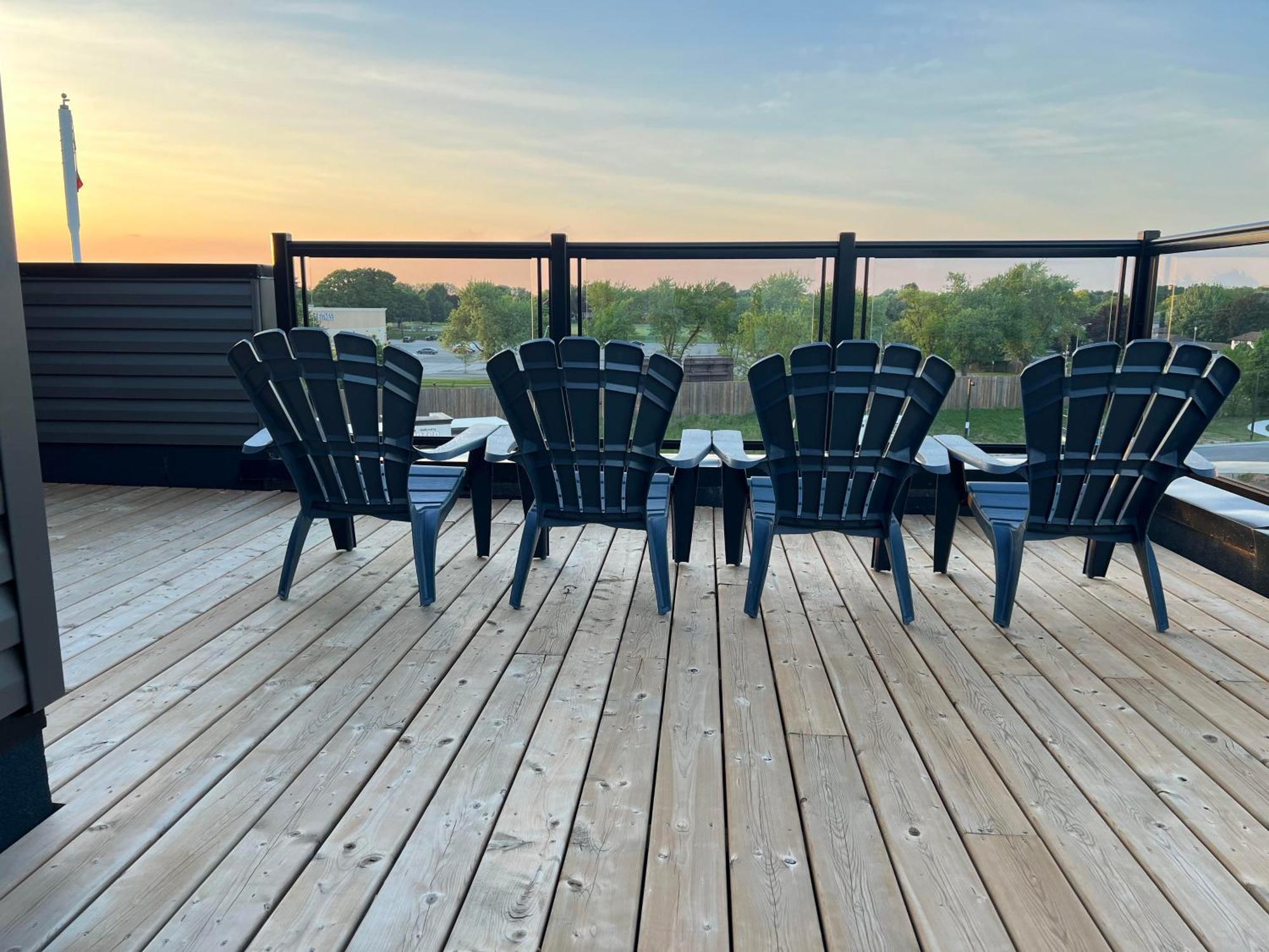 Luxury Bright And Modern Condo Niagara Falls Ngoại thất bức ảnh